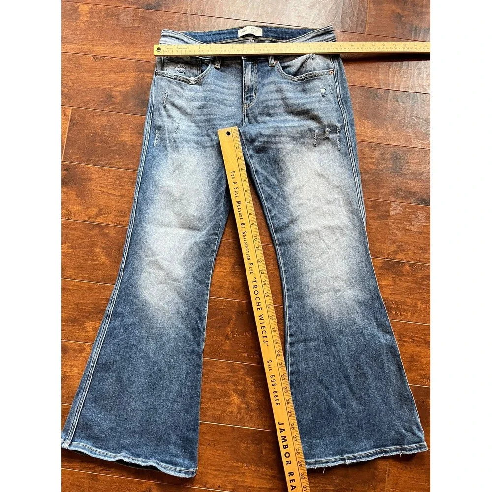 BKE Stella Slim Fit Low Rise Flare Jeans Size 31 Jeans - Picture 4 of 7